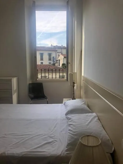 Blu Apartment Florence
